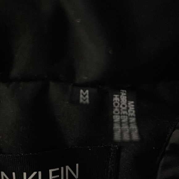 Calvin Klein, hooded winter puffer jacket waterproof - Picture 5 of 6